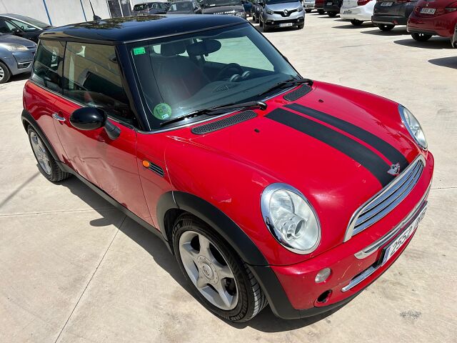 MINI COOPER 1.6 SPANISH LHD IN SPAIN 135000 MILES SUPERB LITTLE CAR 2005